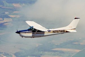 Cessna TR182