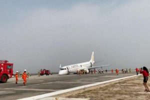 E190 nose gear up landing