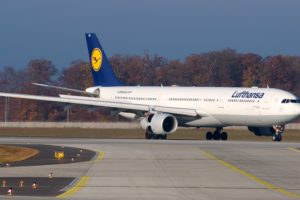 Lufthansa airplane Airbus A330