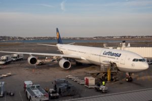 Lufthansa Airbus A340